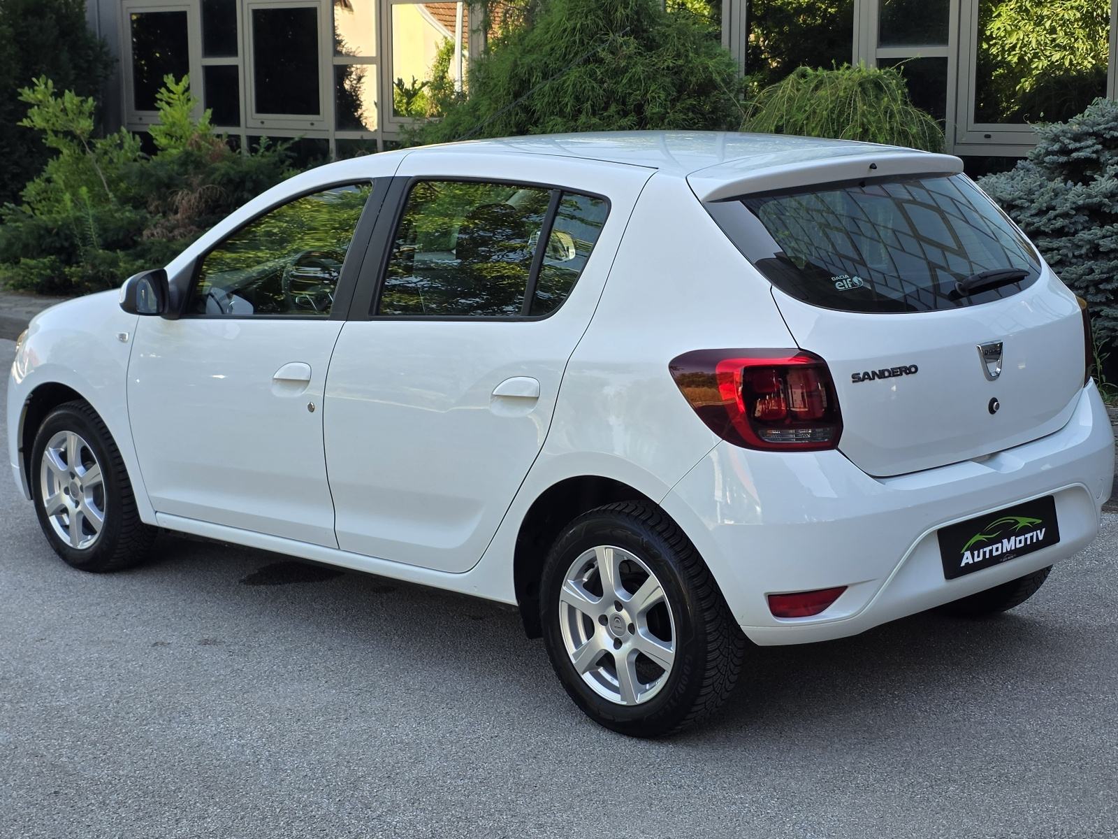 DACIA SANDERO 0.9 TCe - ***SERVISNA KNJIGA+SERVIS - TOP STANJE***, fotografija 5