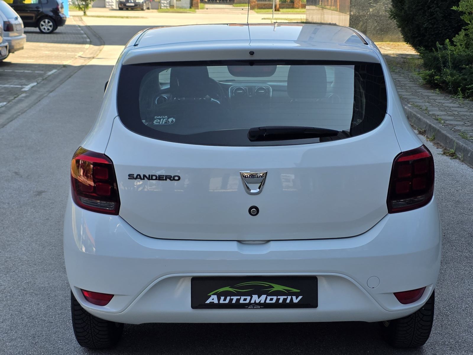DACIA SANDERO 0.9 TCe - ***SERVISNA KNJIGA+SERVIS - TOP STANJE***, fotografija 6