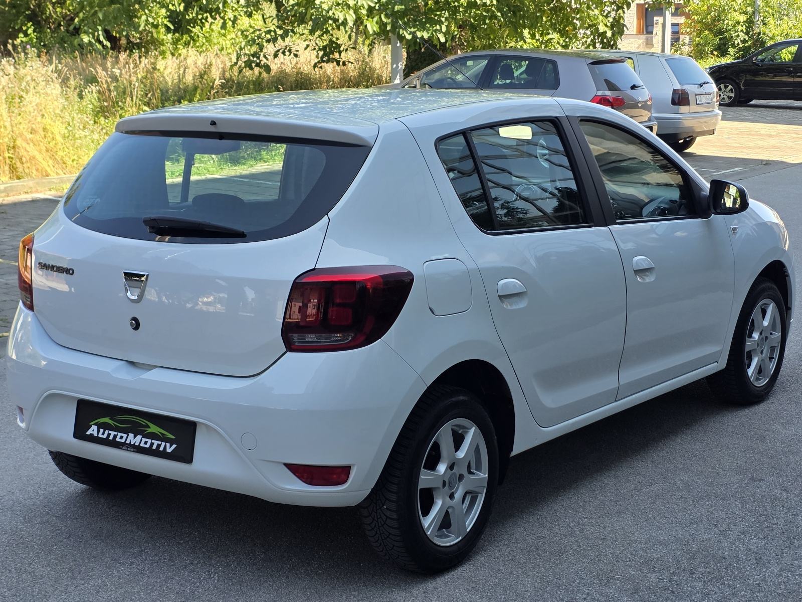 DACIA SANDERO 0.9 TCe - ***SERVISNA KNJIGA+SERVIS - TOP STANJE***, fotografija 8