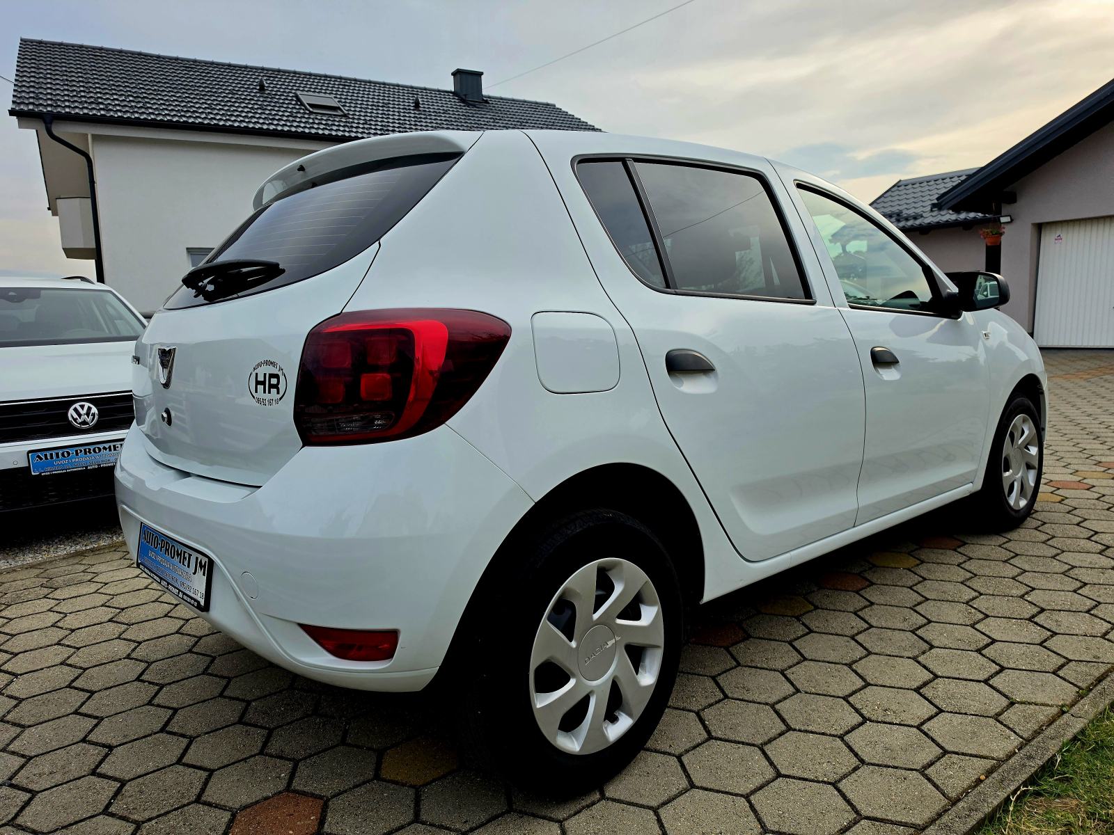 Dacia Sandero 1,0 BENZIN,,ODLIČAN,,SERVISNA,,97030KM, fotografija 6