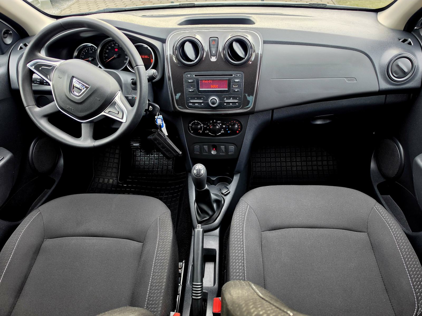 Dacia Sandero 1,0 BENZIN,,ODLIČAN,,SERVISNA,,97030KM, fotografija 9