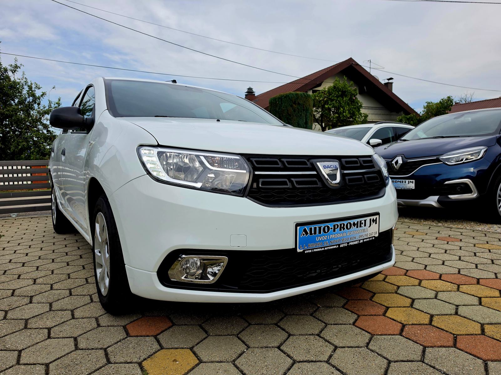 Dacia Sandero 1,0 BENZIN,,ODLIČAN,,SERVISNA,,97030KM, fotografija 3