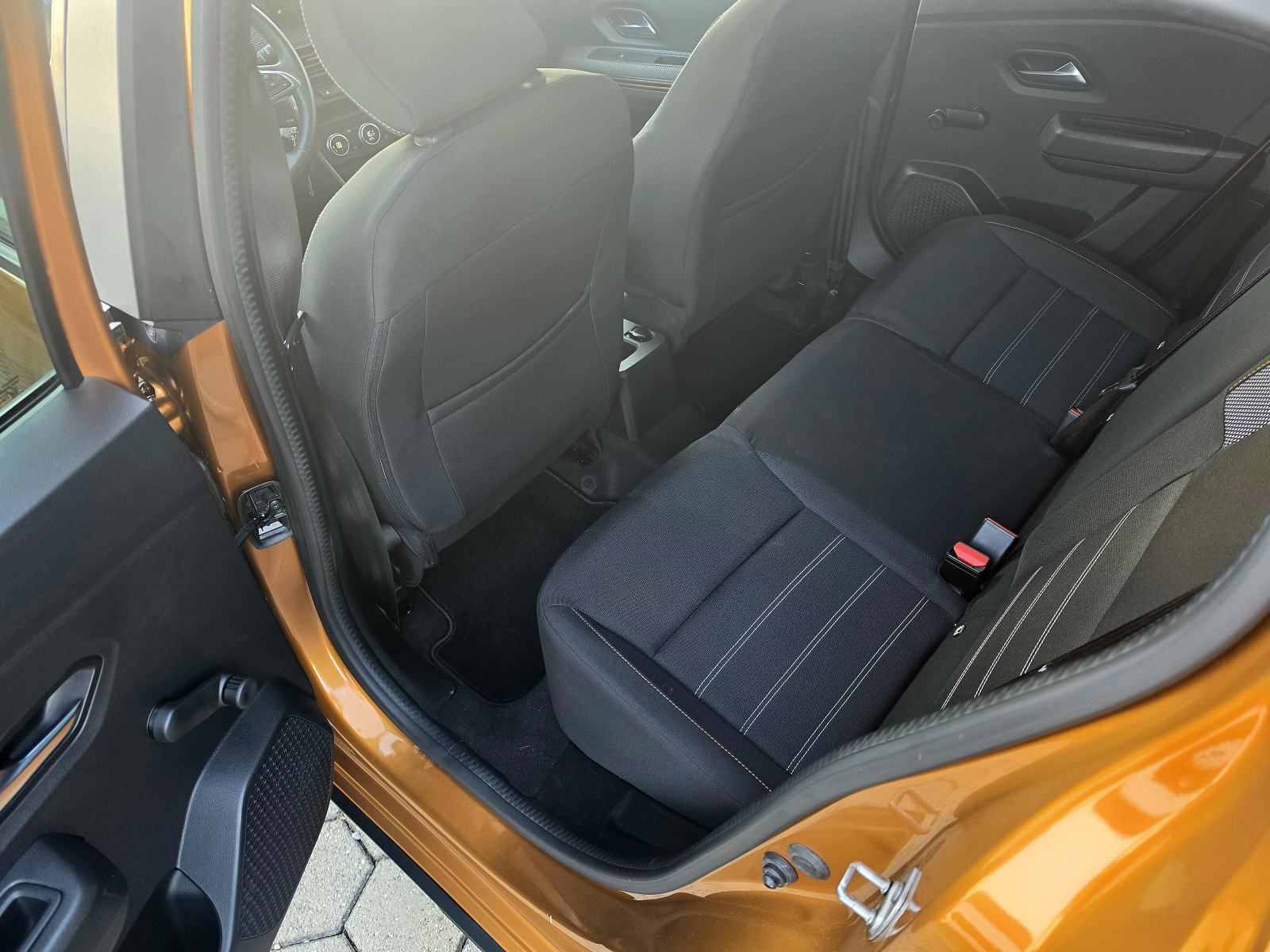 Dacia Sandero 1,0 BENZIN,,STEPWAY,,SERVISNA,,52925KM, fotografija 14