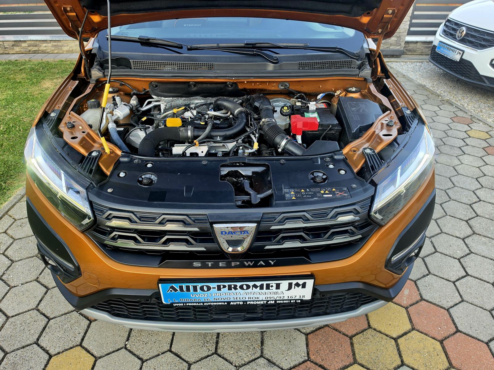 Dacia Sandero 1,0 BENZIN,,STEPWAY,,SERVISNA,,52925KM, fotografija 19