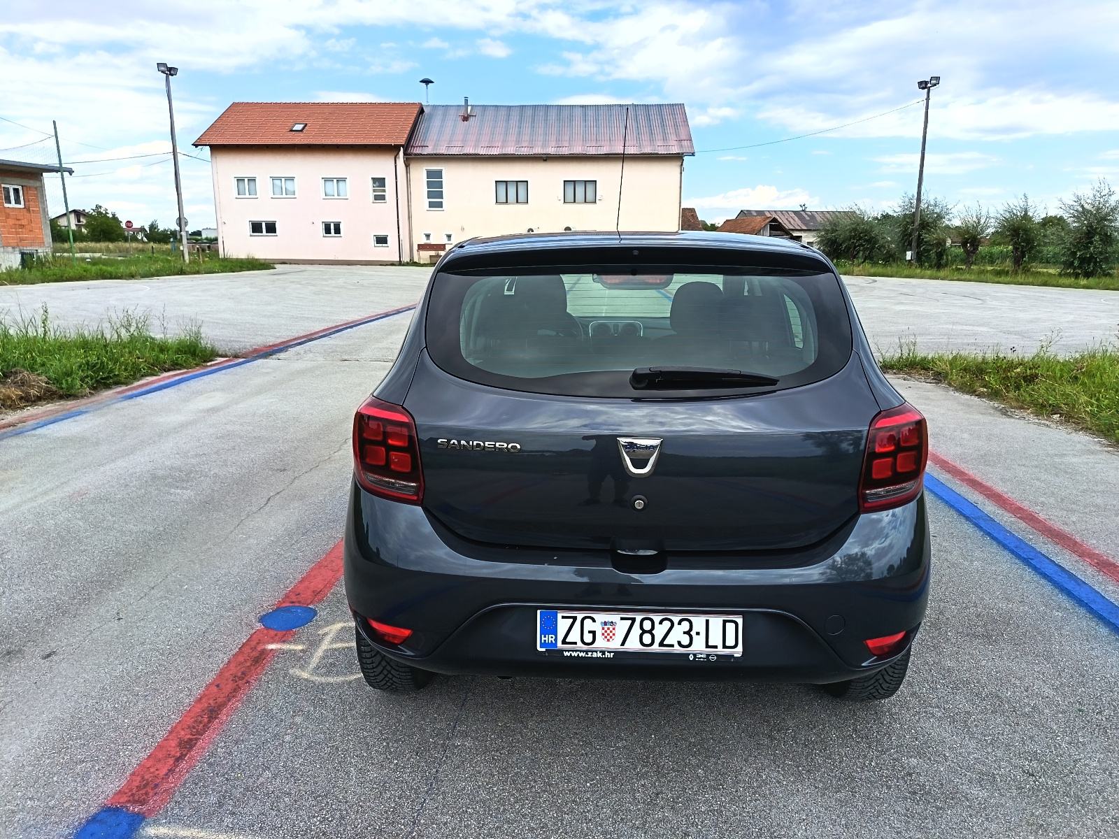 Dacia Sandero 1,0 Eco-G benzin+plin 86 tkm servisna reg3/2027, fotografija 3