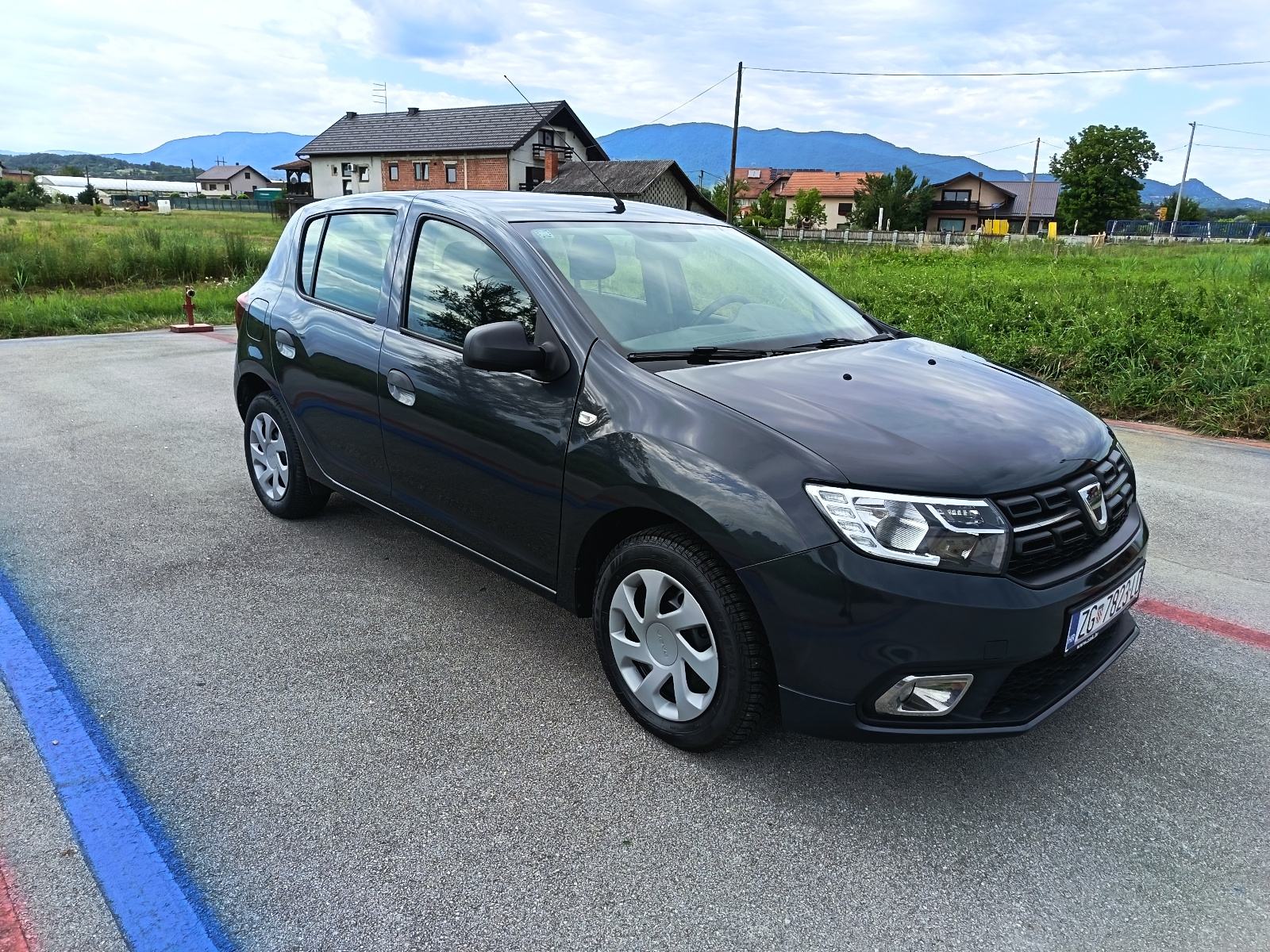 Dacia Sandero 1,0 Eco-G benzin+plin 86 tkm servisna reg3/2027, fotografija 5