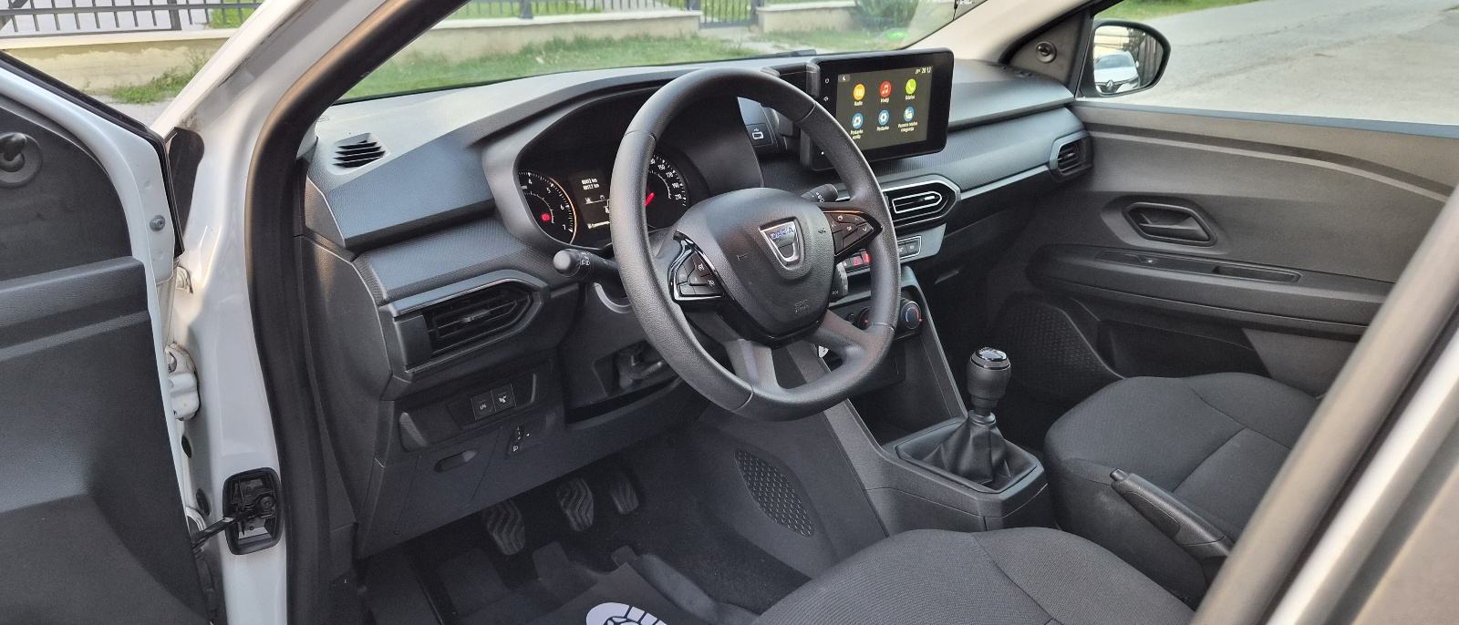Dacia Sandero 1,0 Eco-G Lpg N1 Hr vozilo Kao Novo, fotografija 9