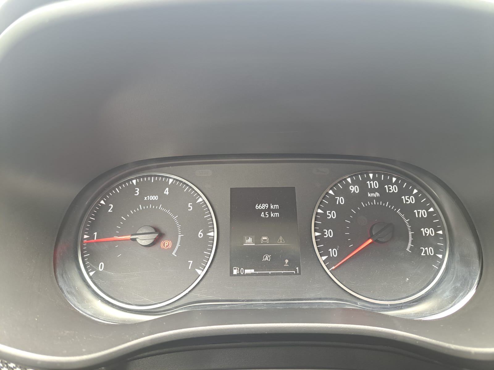 Dacia Sandero 1,0 SCe/, fotografija 8