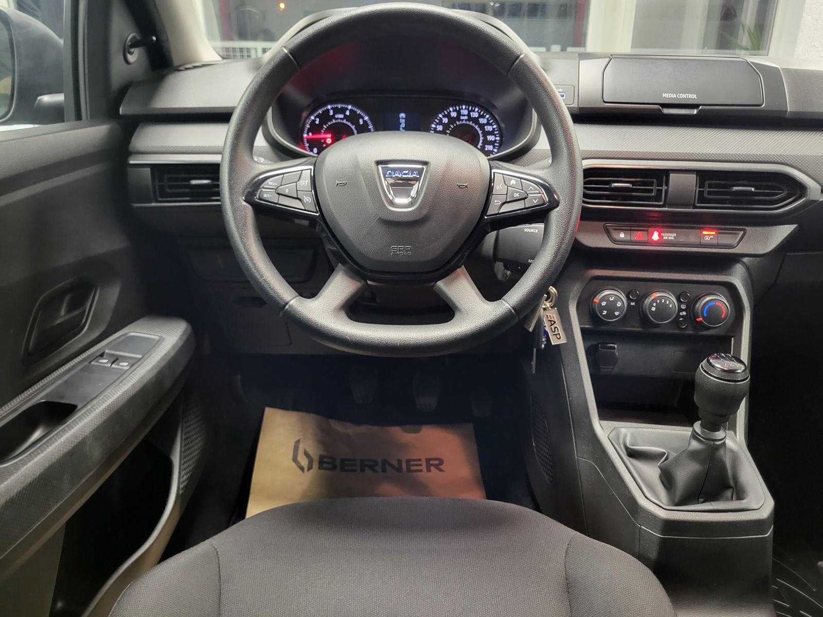 DACIA SANDERO 1.0 SCe KLIMA TEMPOMAT BLUETOOTH START STOP EL.PAKET, fotografija 16