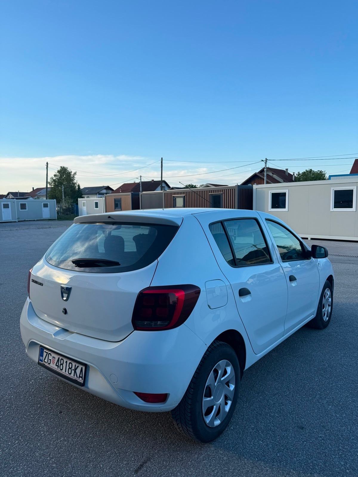 Dacia Sandero 1,0 benzin NIJE UVOZ 4999€ 147tkm, fotografija 4