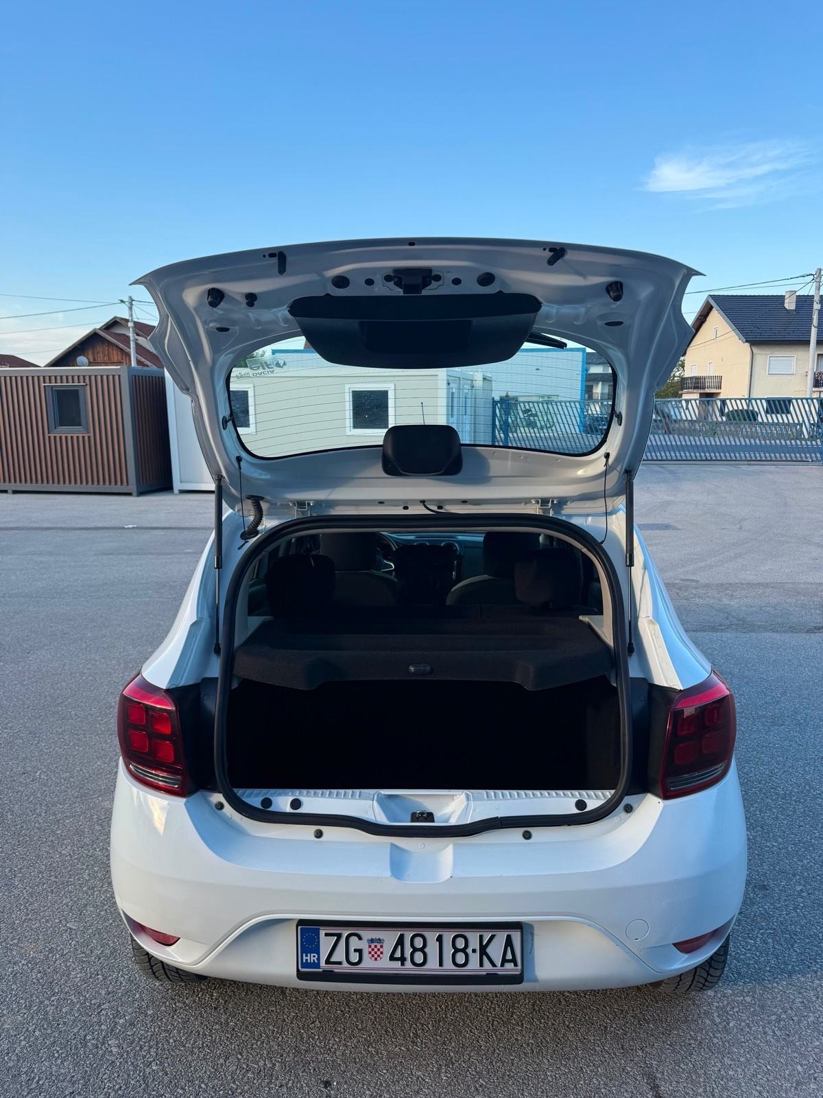 Dacia Sandero 1,0 benzin NIJE UVOZ 4999€ 147tkm, fotografija 6