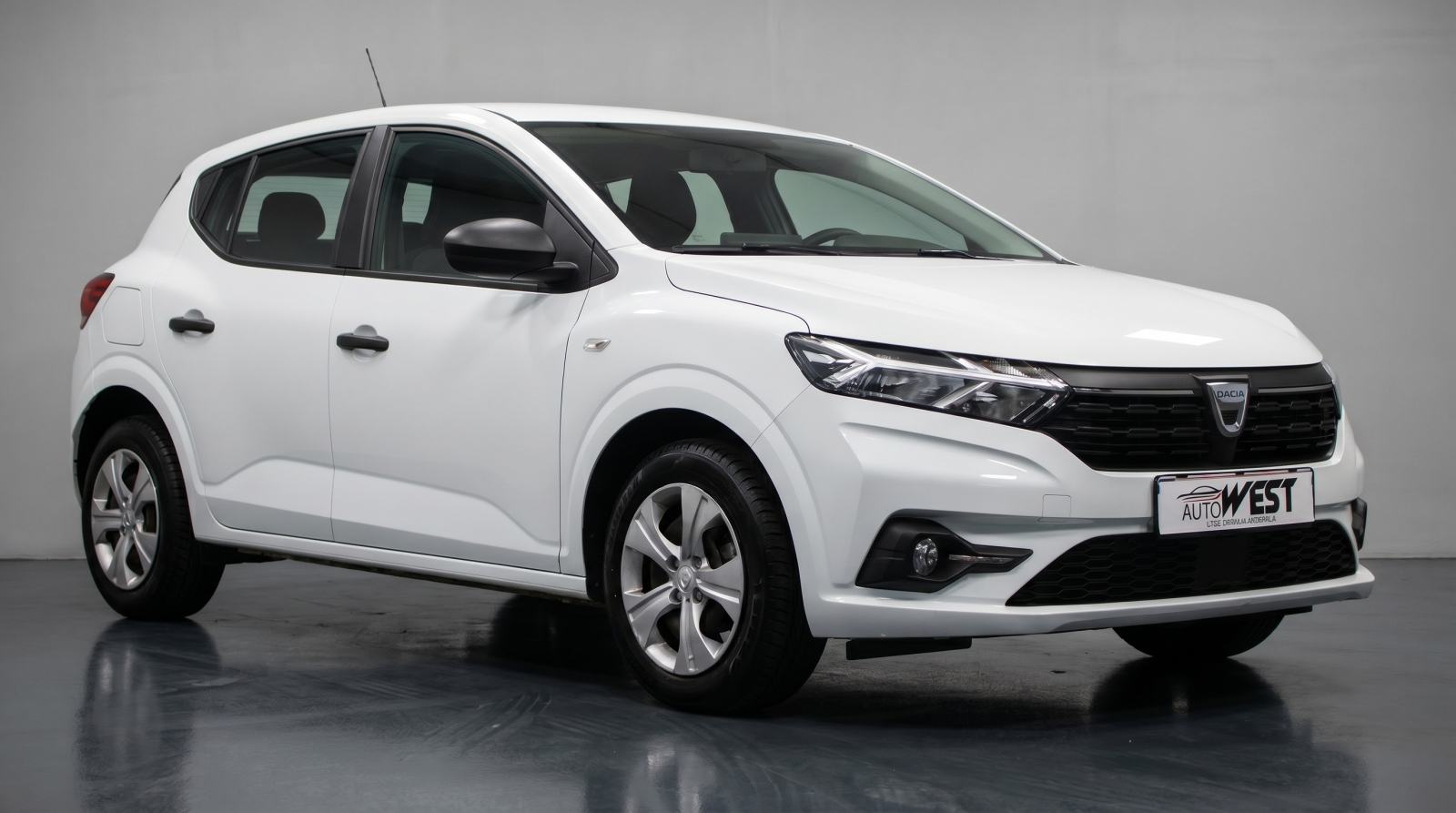 Dacia Sandero SAMO 30000 KM KAO NOVA!!!!, fotografija 3