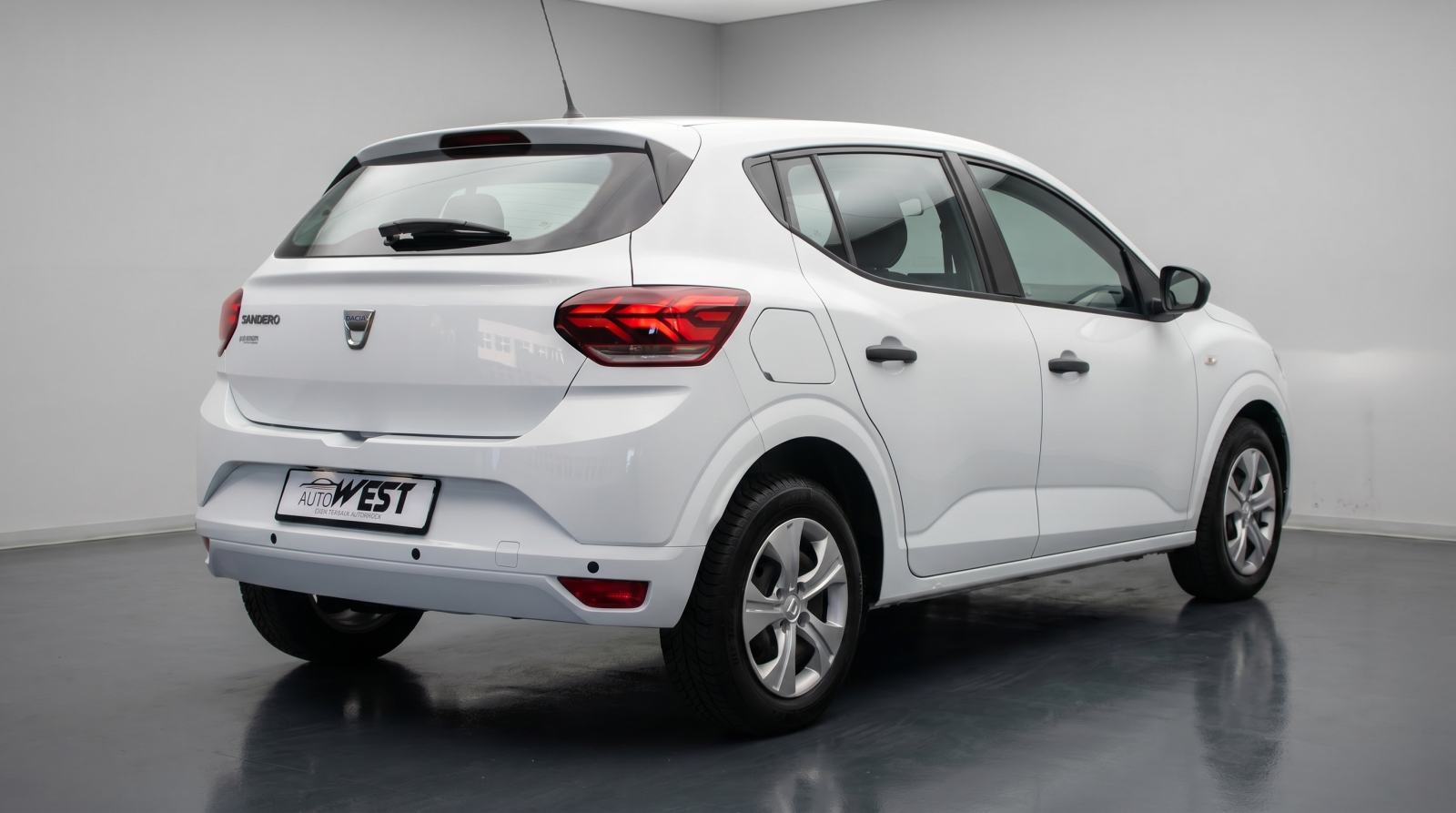 Dacia Sandero SAMO 30000 KM KAO NOVA!!!!, fotografija 6