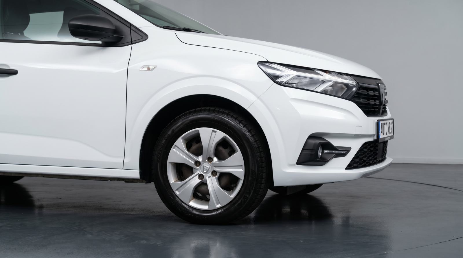 Dacia Sandero SAMO 30000 KM KAO NOVA!!!!, fotografija 7