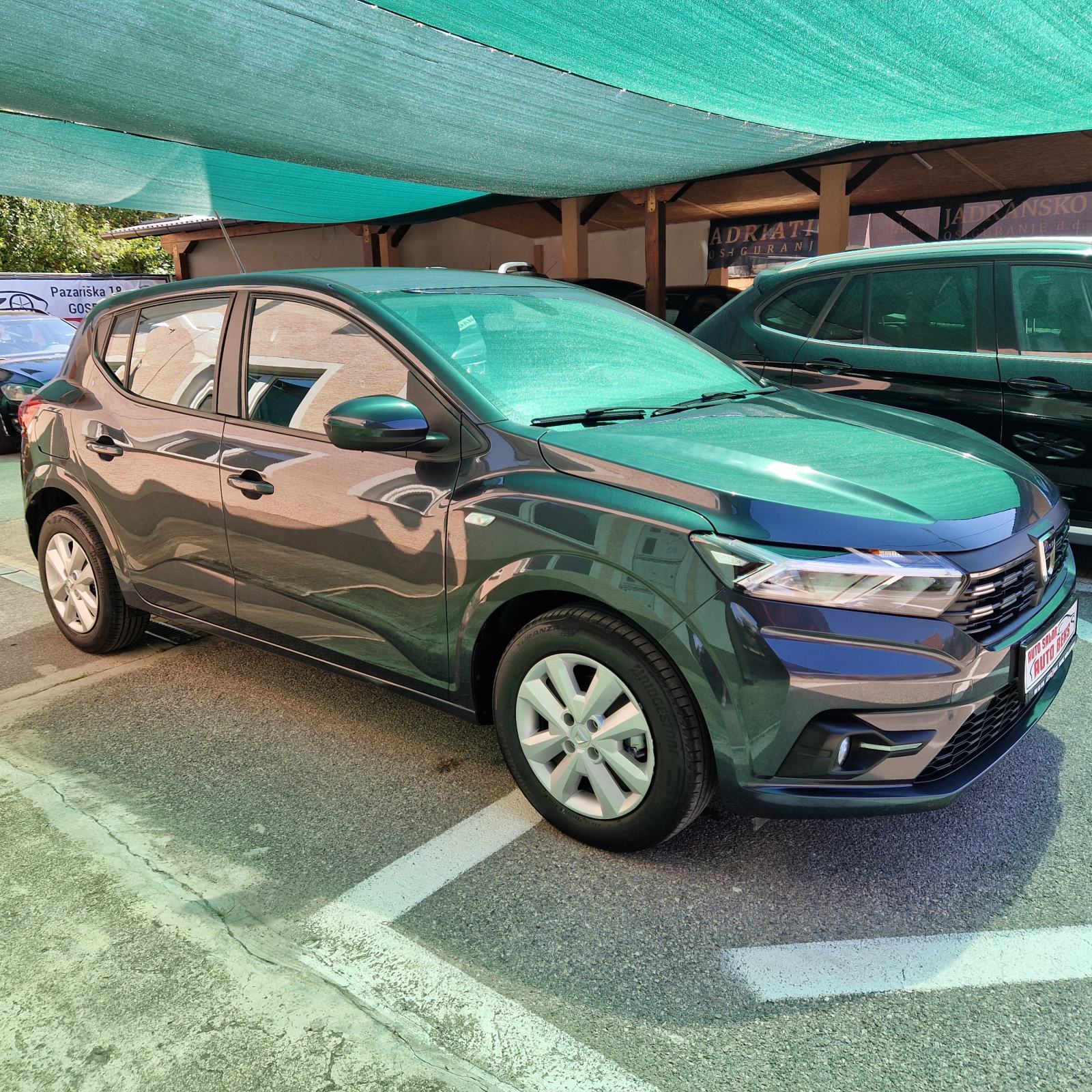 Dacia Sandero 1,0 SCe Na ime kupca do registracije., fotografija 4