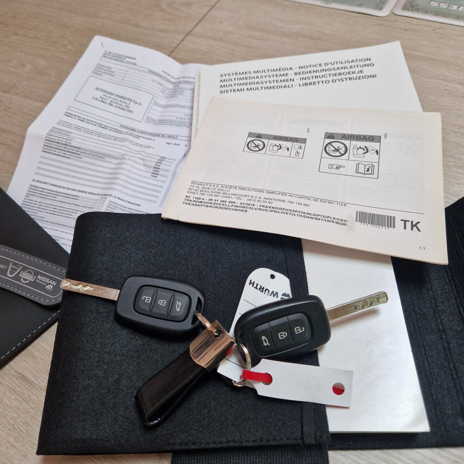 Dacia Sandero 1,0 SCe Na ime kupca do registracije., fotografija 17