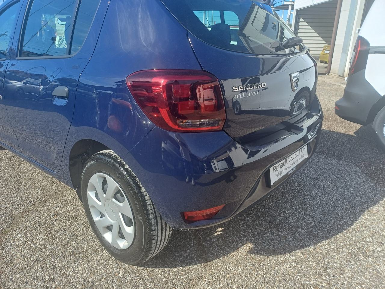 Dacia Sandero 1,0 TCe 100 ECO-G/ 1 Vlasnik/ 59 000 KM, fotografija 10