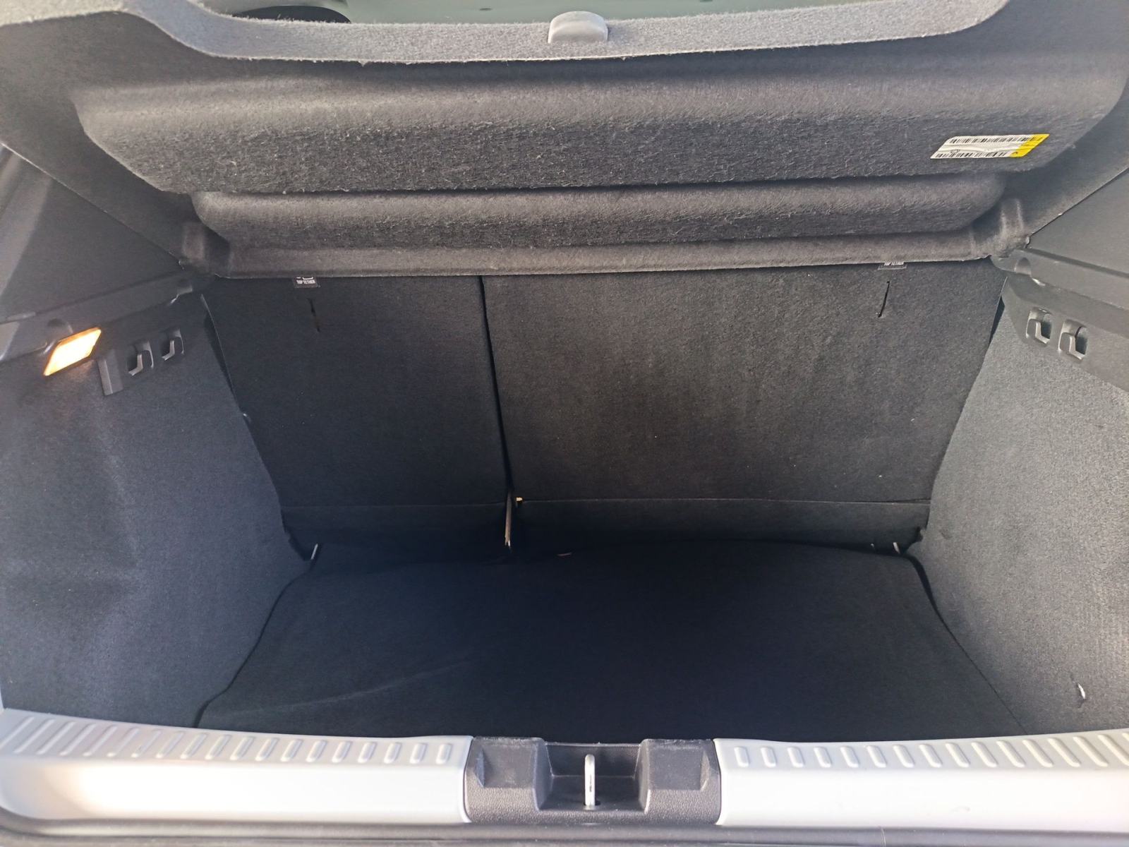 Dacia Sandero 1.0 TCE 90 ESSENTIAL - 3 godine jamstva, fotografija 13
