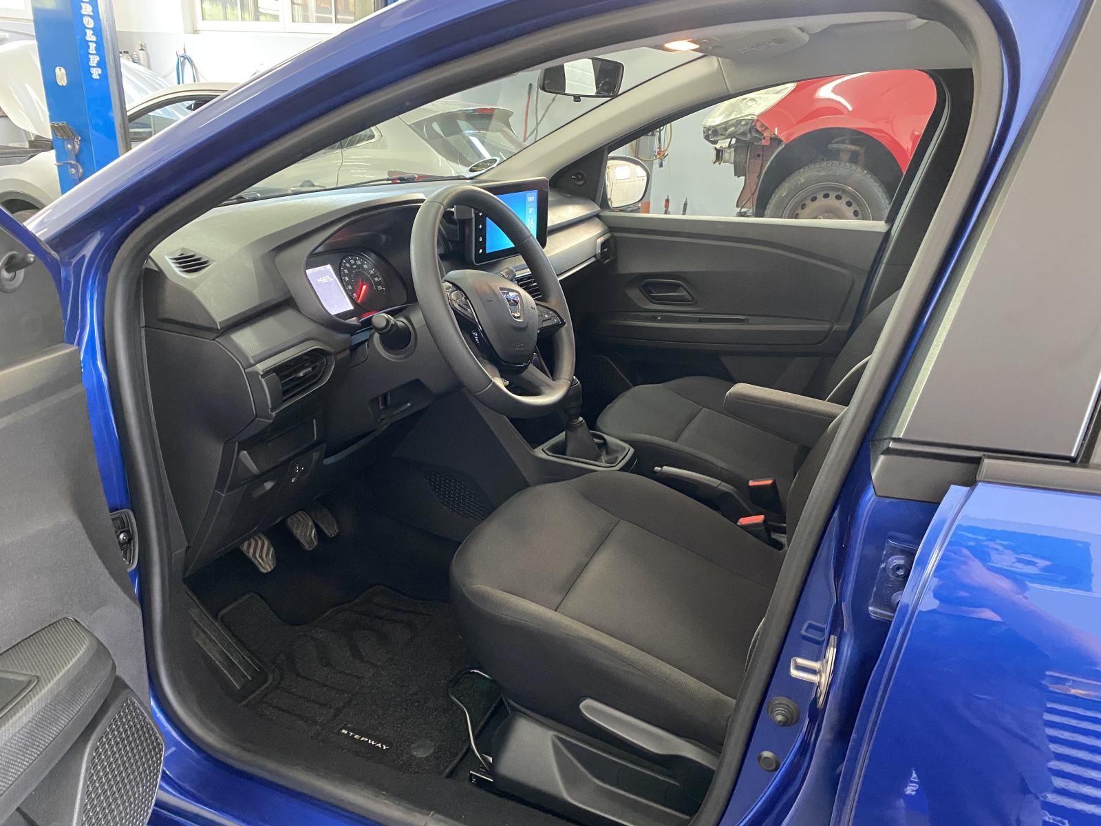 Dacia Sandero 1,0 tce, fotografija 11