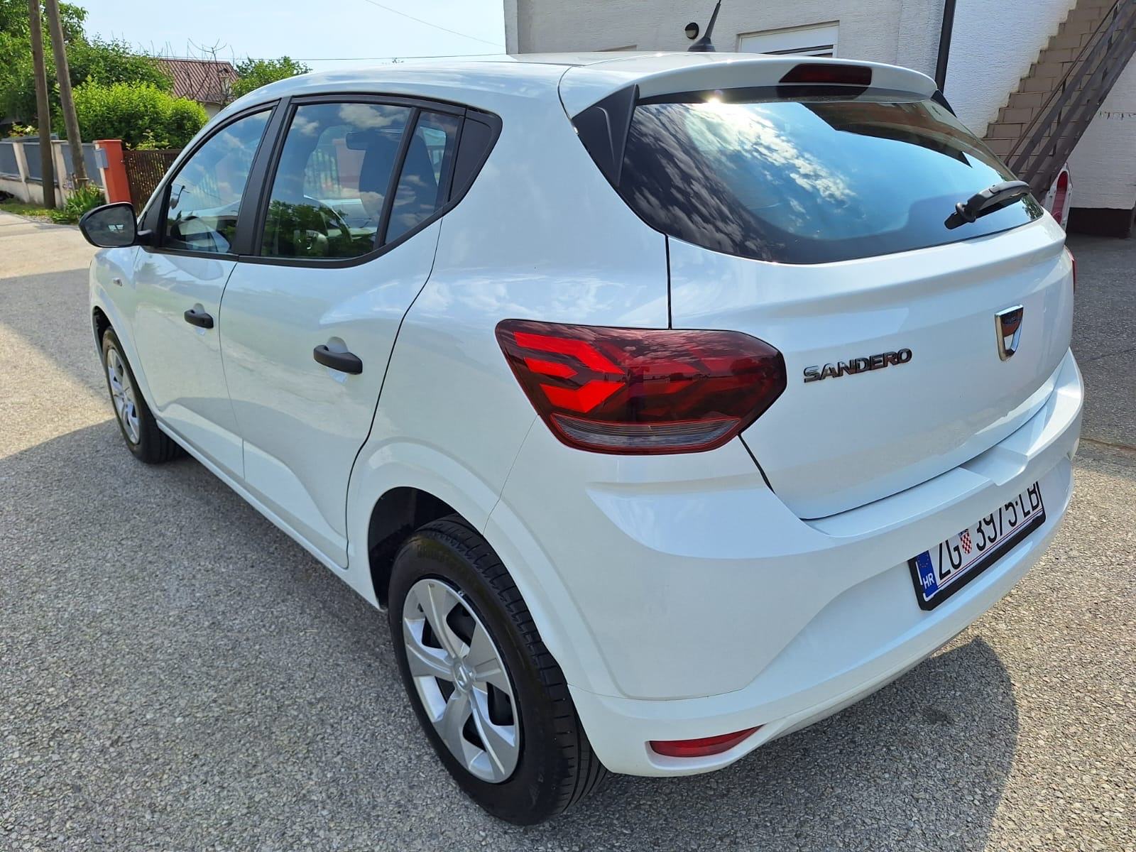 Dacia Sandero 1,0 tce, fotografija 3