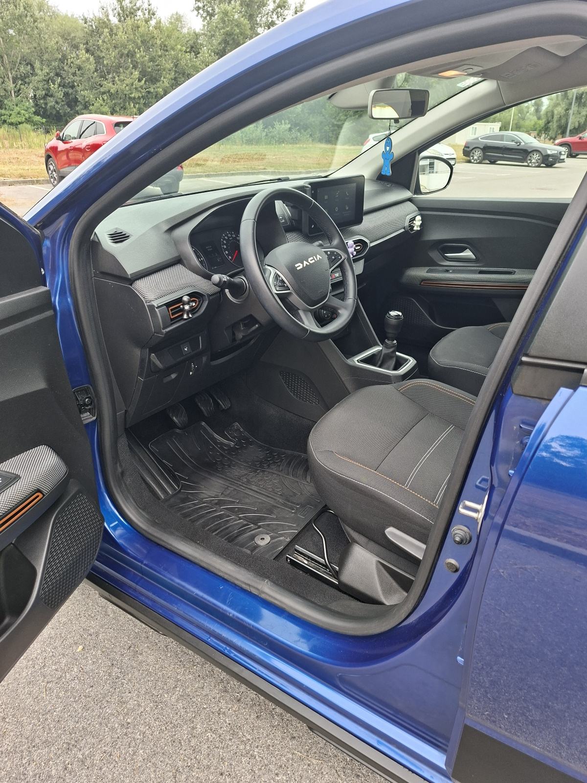 Dacia Sandero Stepway Expression 1.0 TCe, fotografija 11