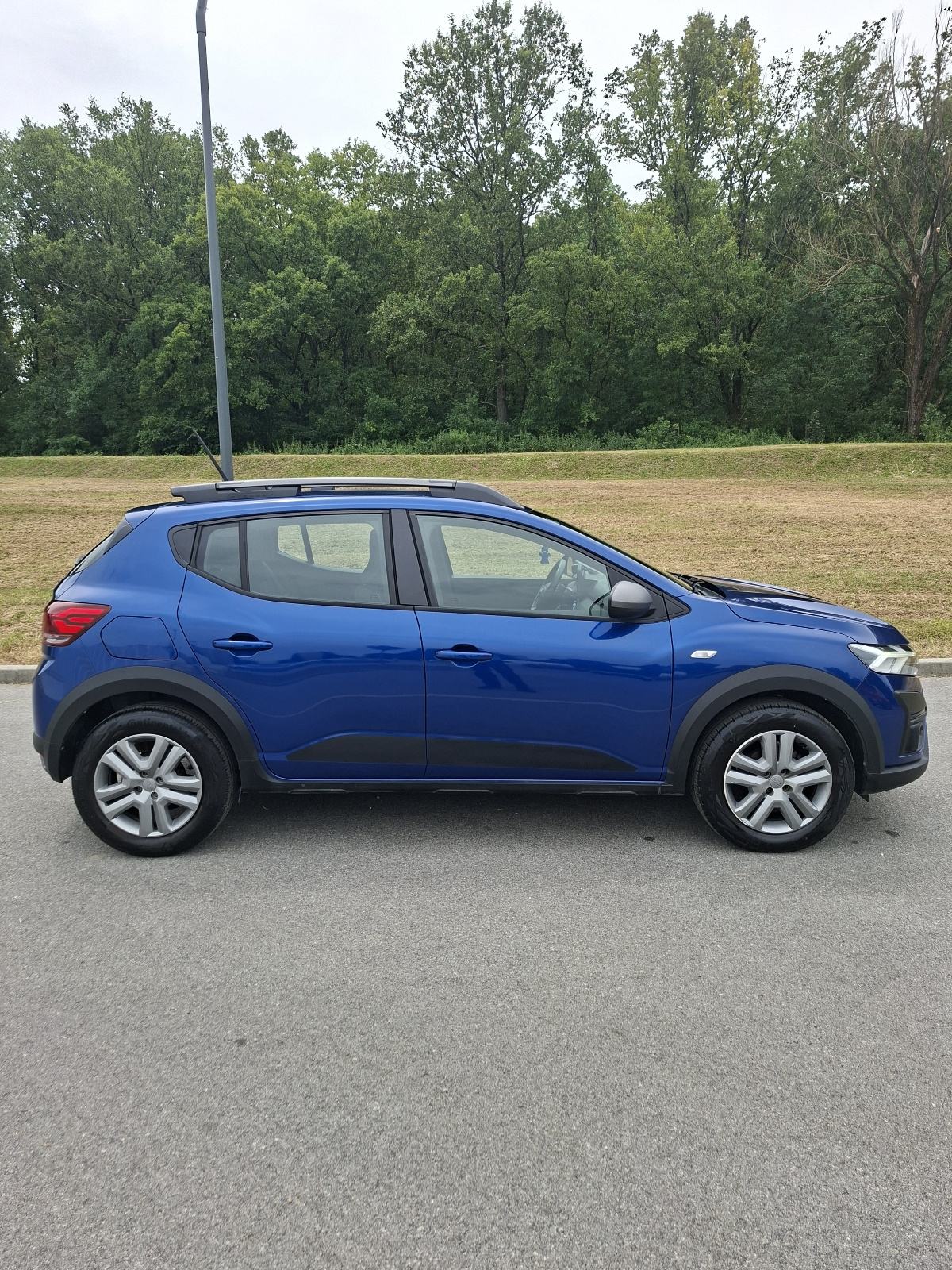 Dacia Sandero Stepway Expression 1.0 TCe, fotografija 7