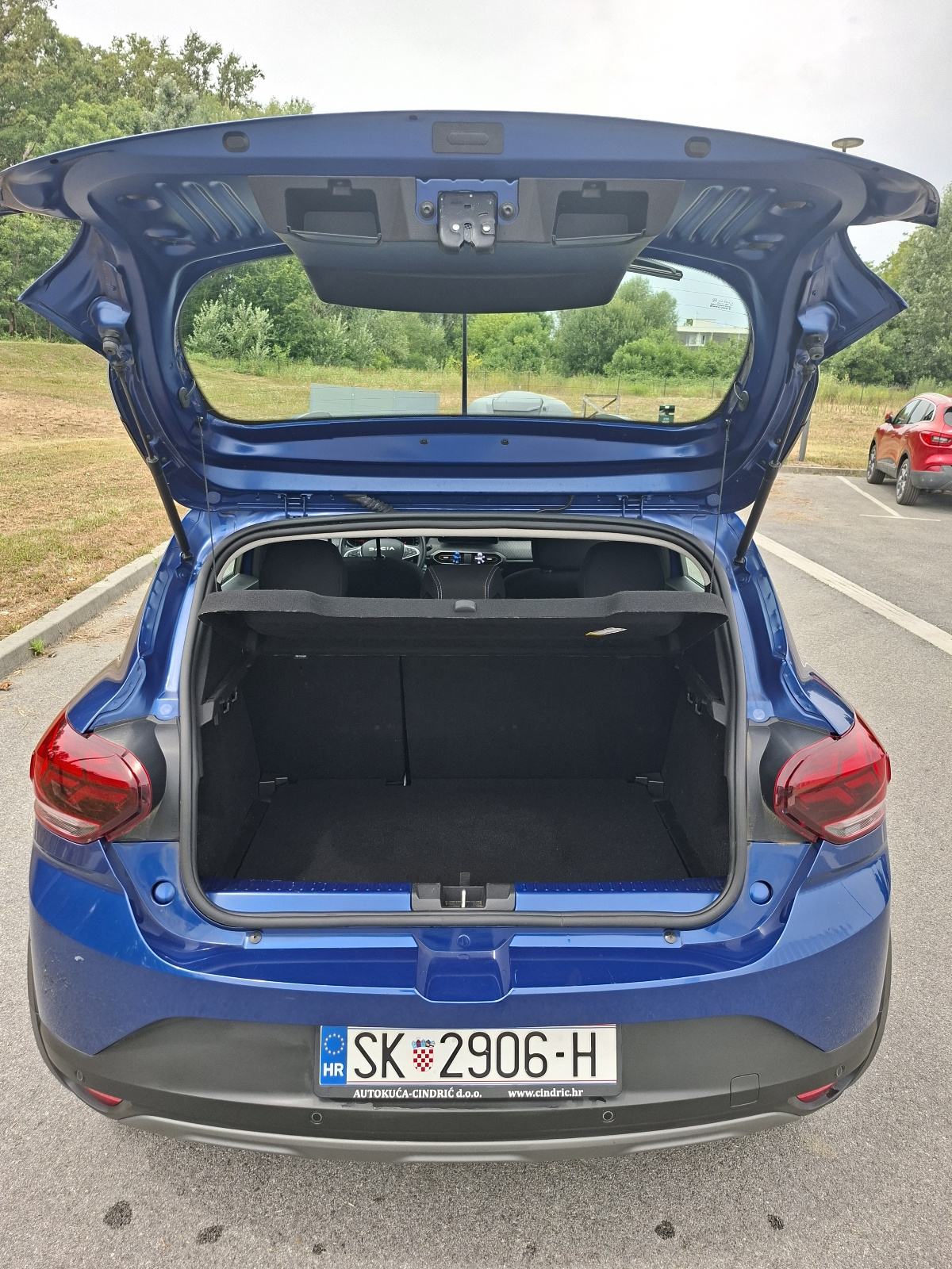 Dacia Sandero Stepway Expression 1.0 TCe, fotografija 17