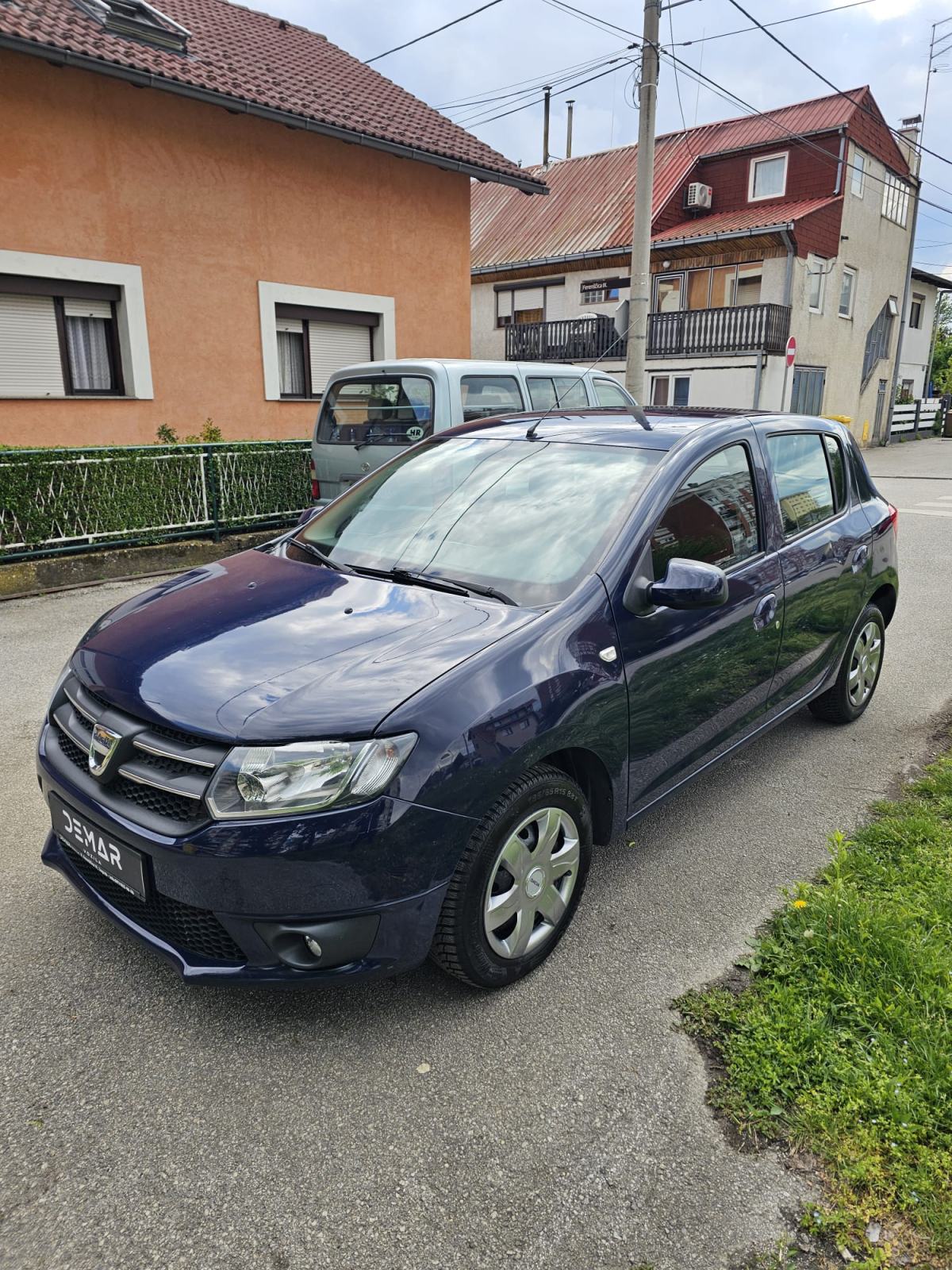 Dacia Sandero 1,2 16V *KLIMA*, fotografija 2