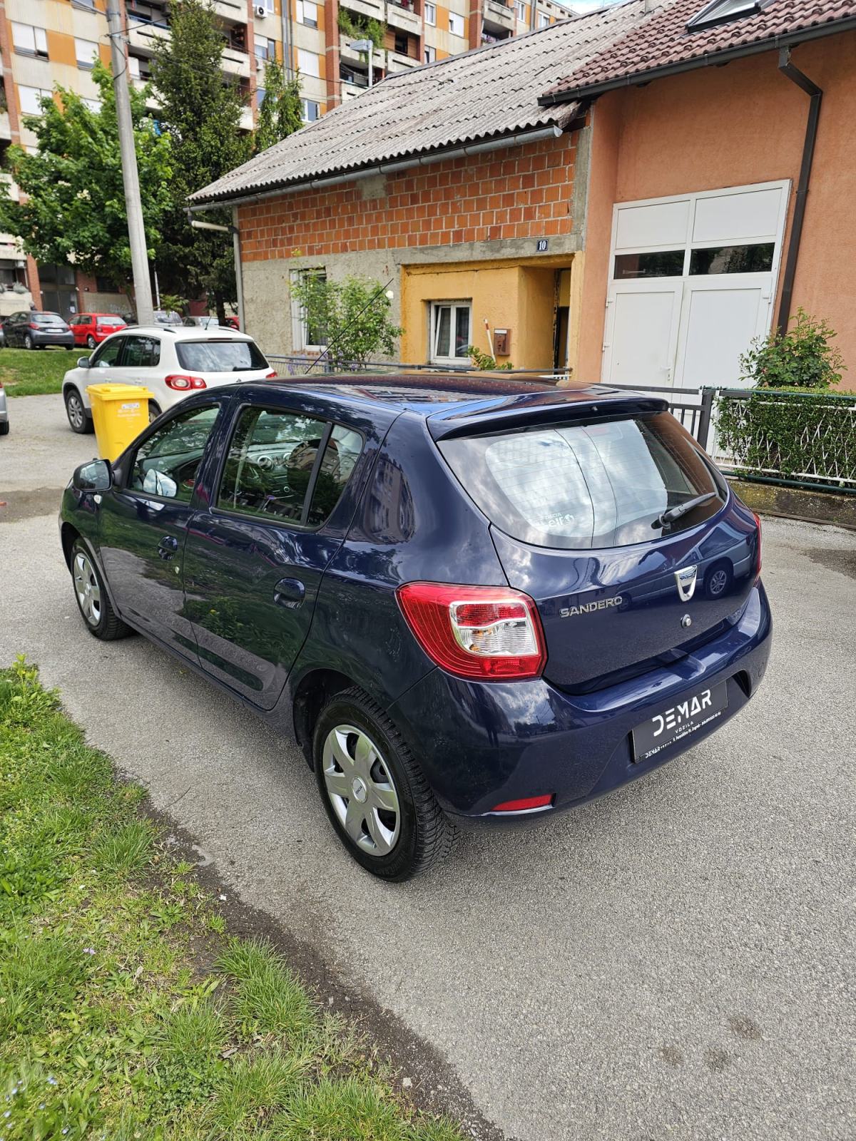 Dacia Sandero 1,2 16V *KLIMA*, fotografija 5