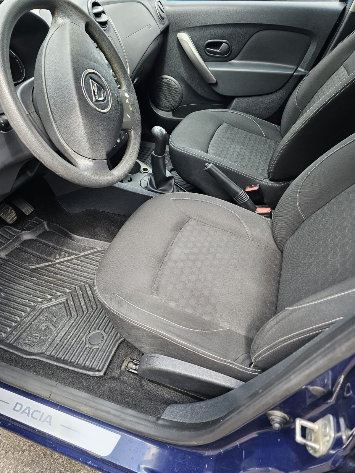 Dacia Sandero 1,2 16V *KLIMA*, fotografija 12