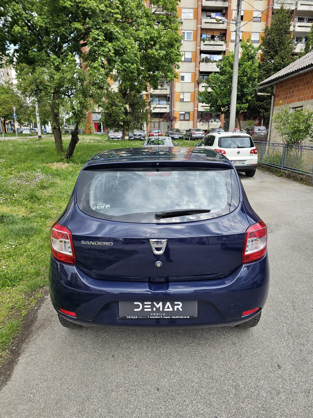 Dacia Sandero 1,2 16V *KLIMA*, fotografija 6