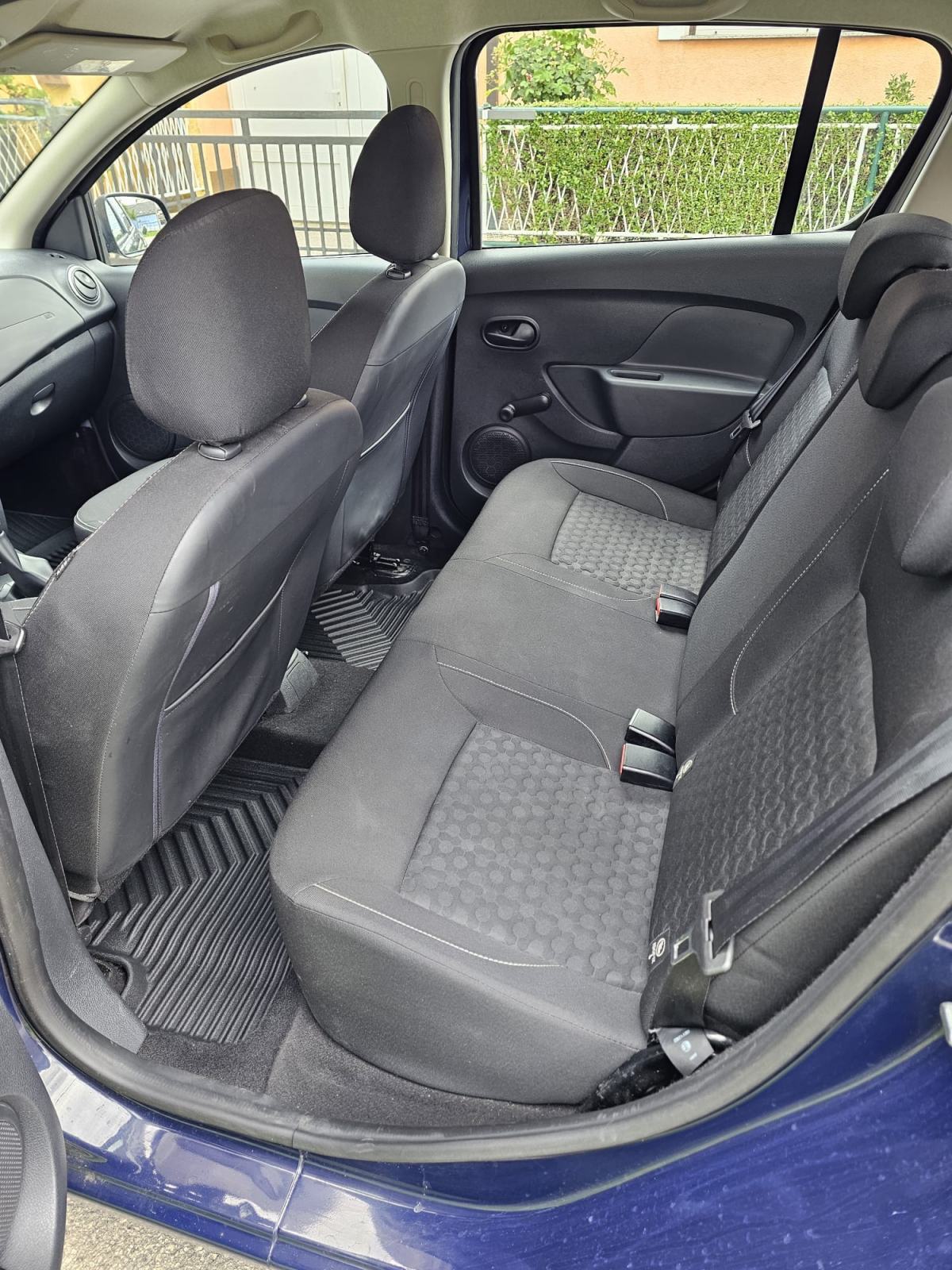 Dacia Sandero 1,2 16V *KLIMA*, fotografija 14