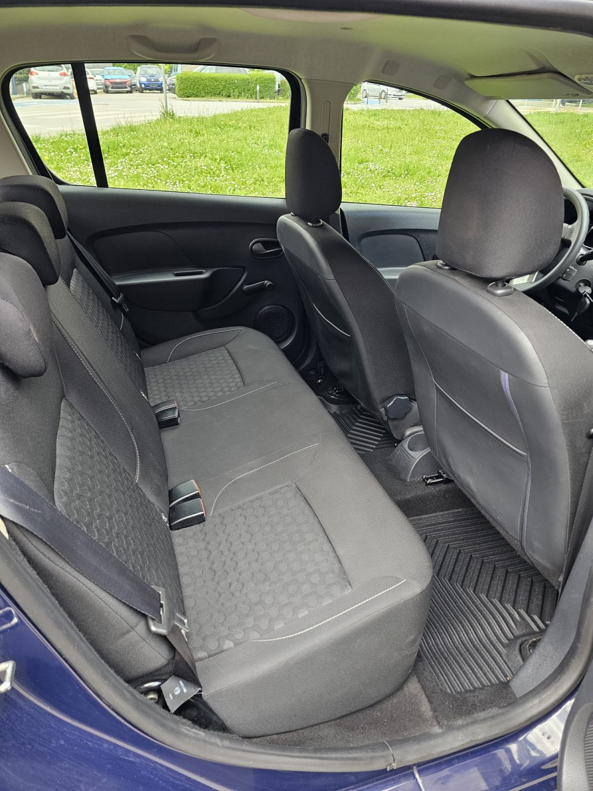 Dacia Sandero 1,2 16V *KLIMA*, fotografija 15