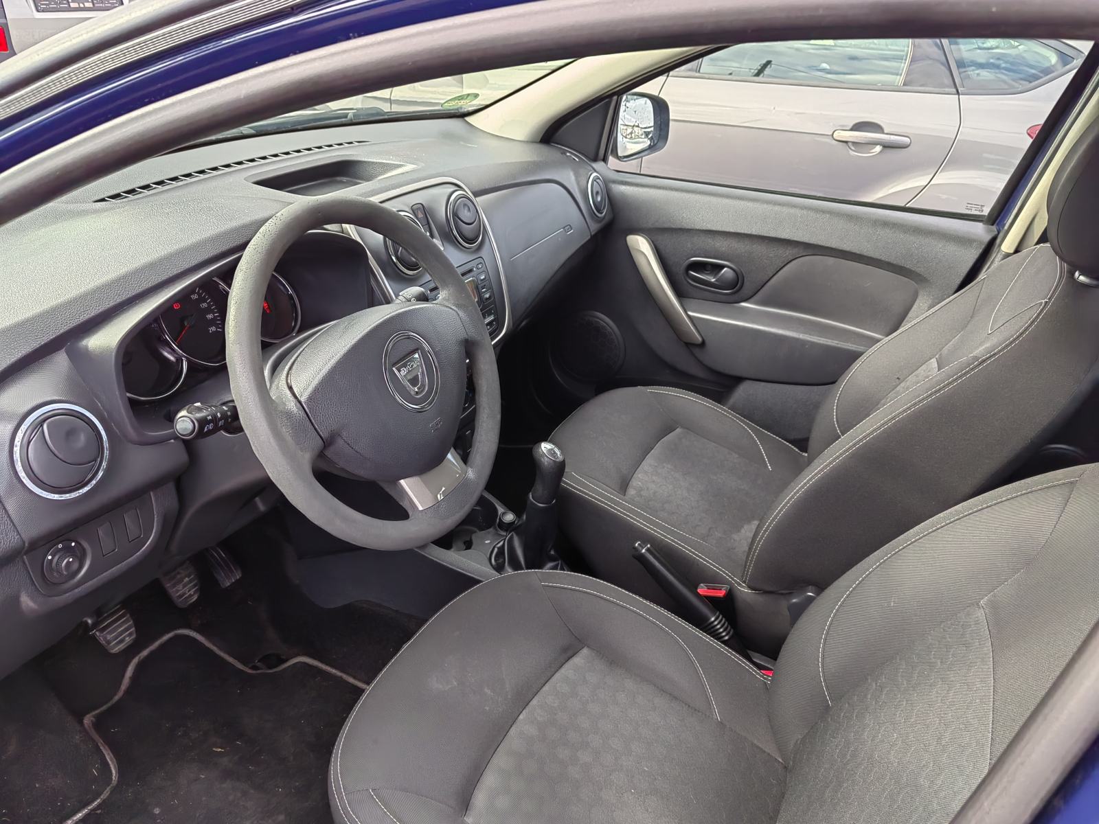 Dacia Sandero 1,2 16V Mali potrošač, vozilo idealno za dostavu., fotografija 4