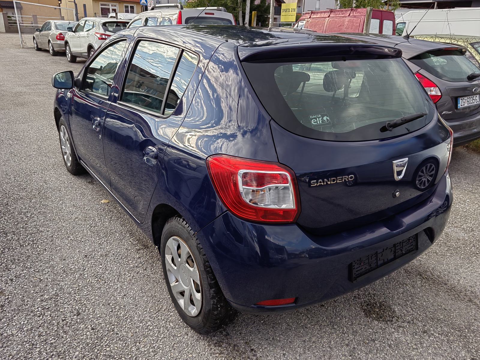 Dacia Sandero 1,2 16V Mali potrošač, vozilo idealno za dostavu., fotografija 5