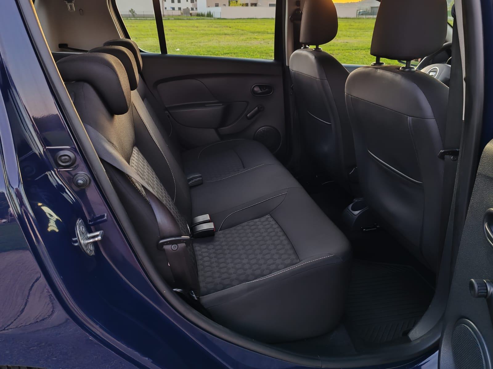 Dacia Sandero 1,2 16V 2015 G. 102000 K, fotografija 9