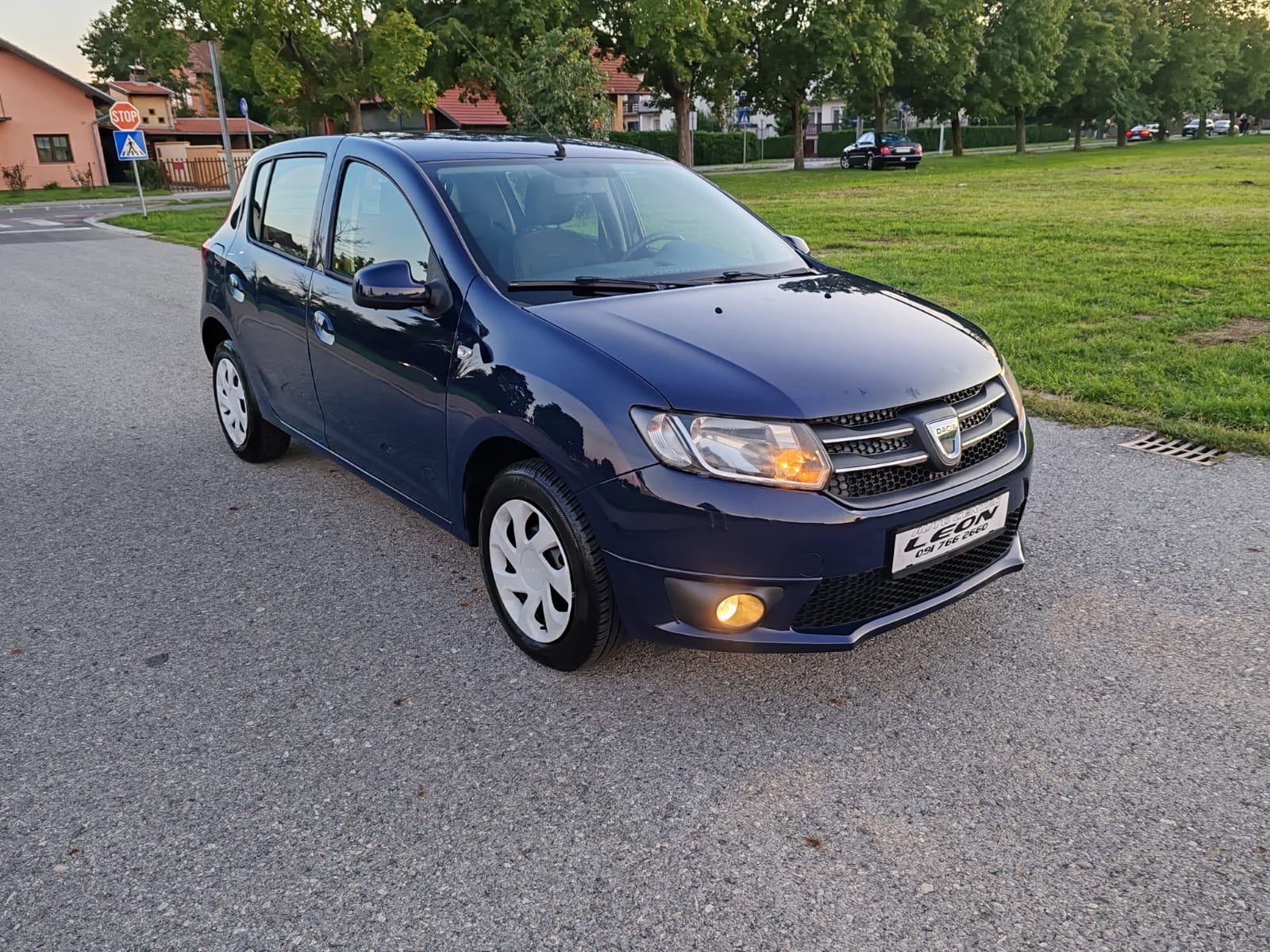 Dacia Sandero 1,2 16V 2015 G. 102000 K, fotografija 3