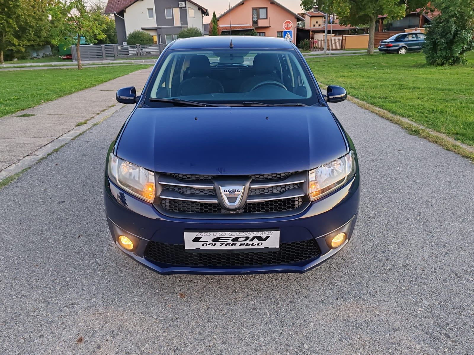 Dacia Sandero 1,2 16V 2015 G. 102000 K, fotografija 2