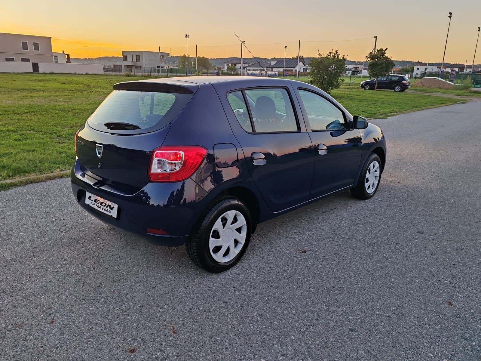 Dacia Sandero 1,2 16V 2015 G. 102000 K, fotografija 4