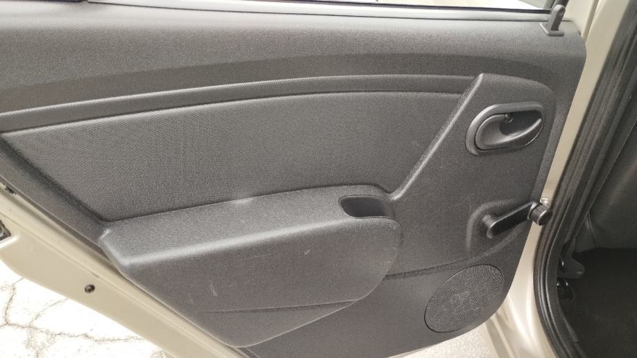 Dacia Sandero 1,4, fotografija 10