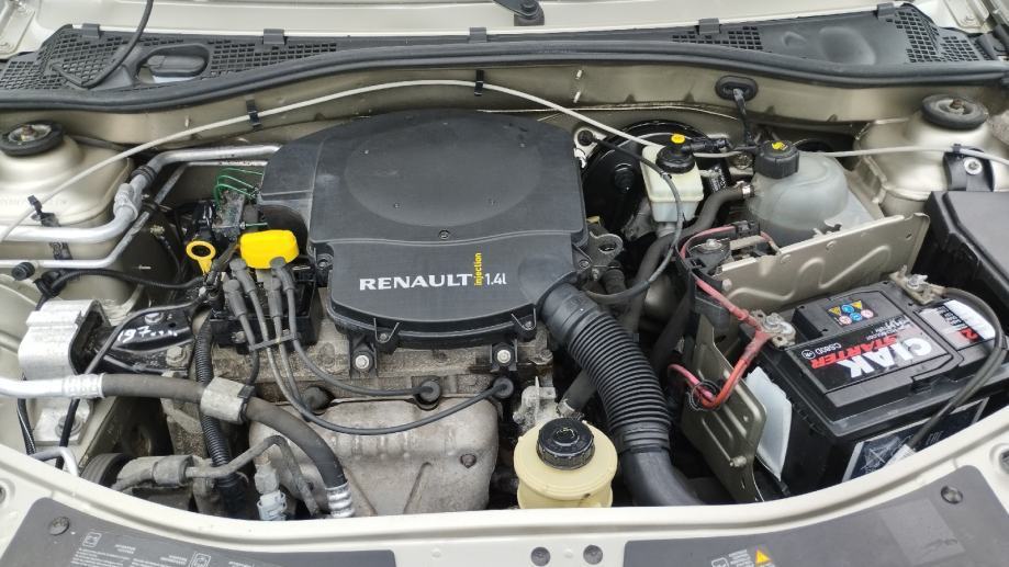 Dacia Sandero 1,4, fotografija 9