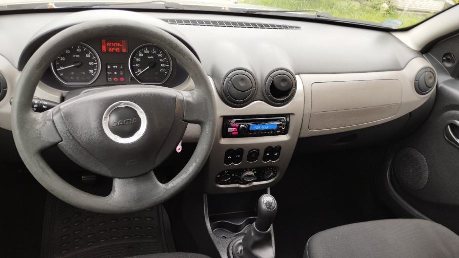 Dacia Sandero 1,4, fotografija 13
