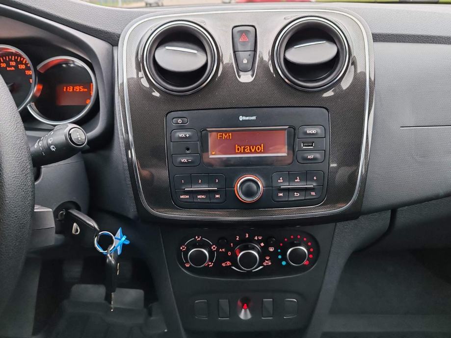 Dacia Sandero 1,5 dCi,2018 GOD,113000 KM,KLIMA,KARTICE, fotografija 14