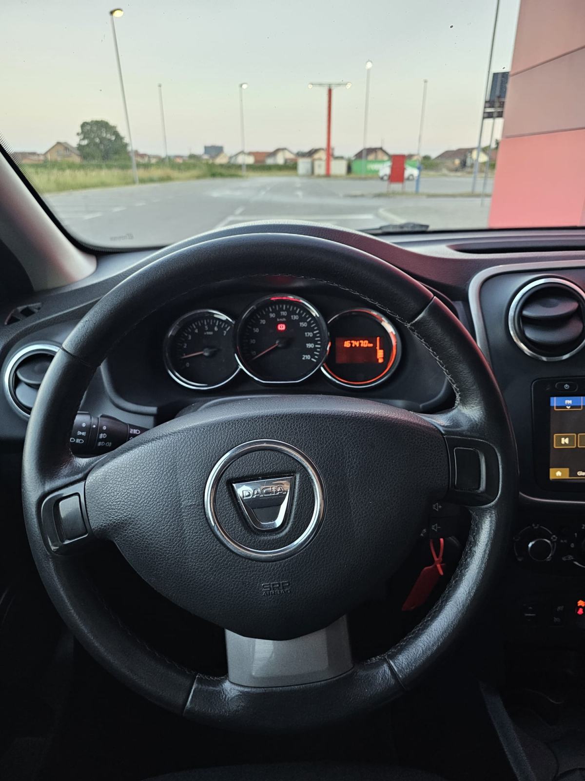 Dacia Sandero 1,5 dCi 90 S&S ,2016 g. 167000 km, fotografija 13