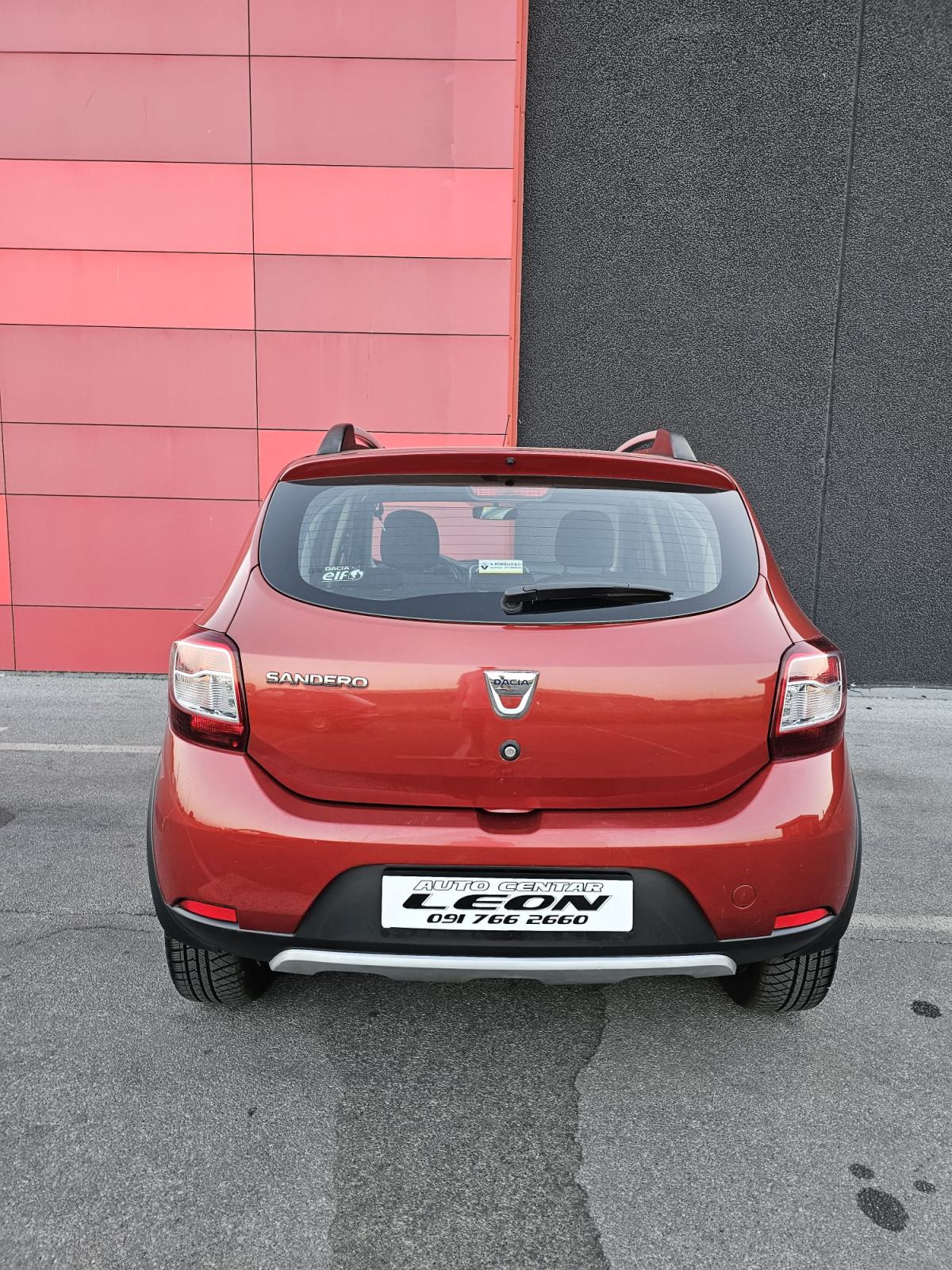 Dacia Sandero 1,5 dCi 90 S&S ,2016 g. 167000 km, fotografija 6