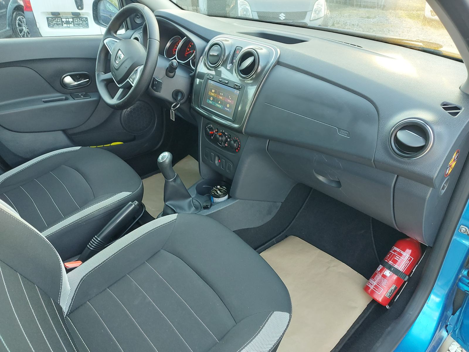 Dacia Sandero 1,5 dCi 90. Izvrsno stanje!!!, fotografija 14