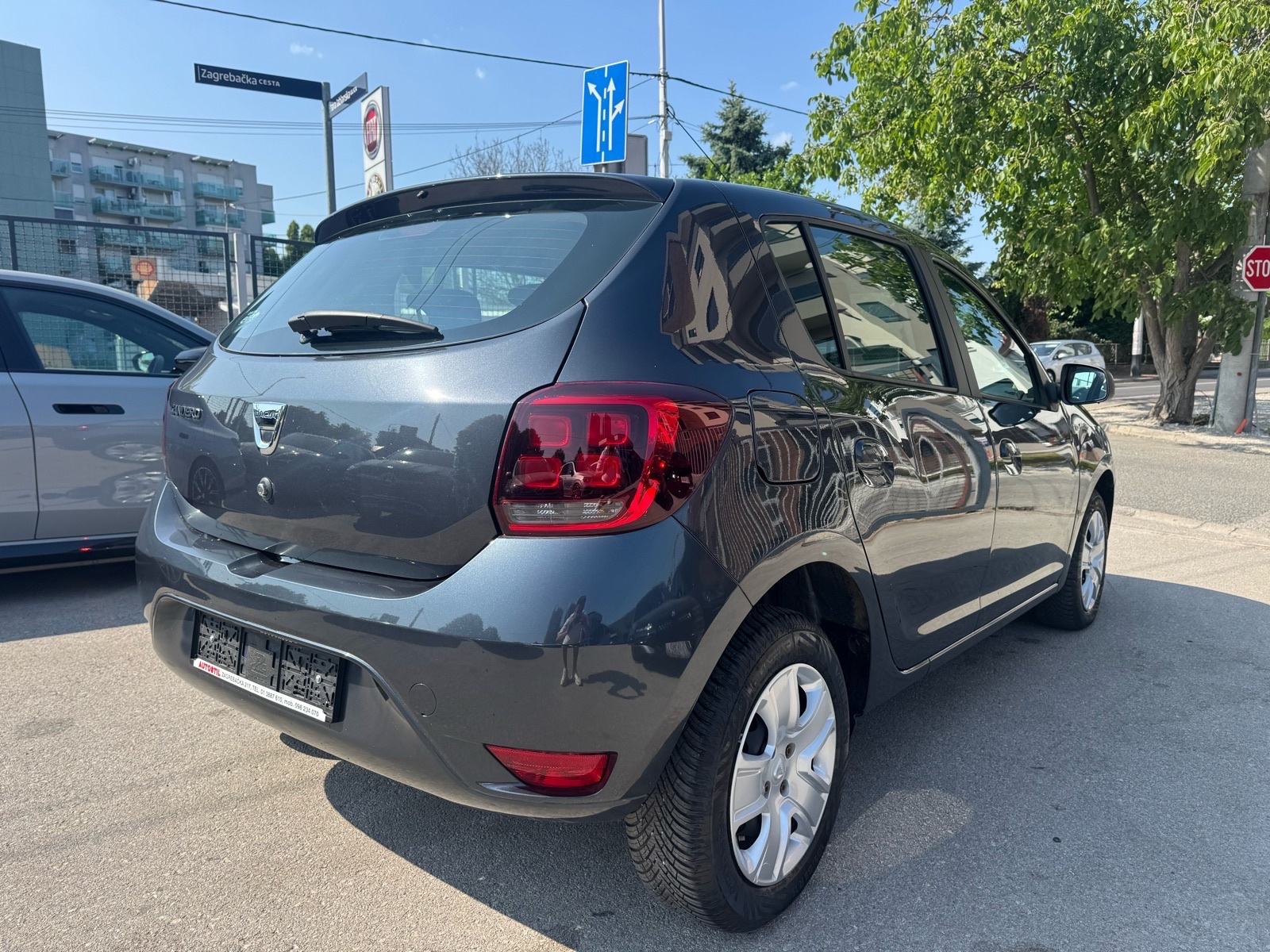 Dacia Sandero 1,5 dCi 90 **ODLICNO STANJE**, fotografija 4