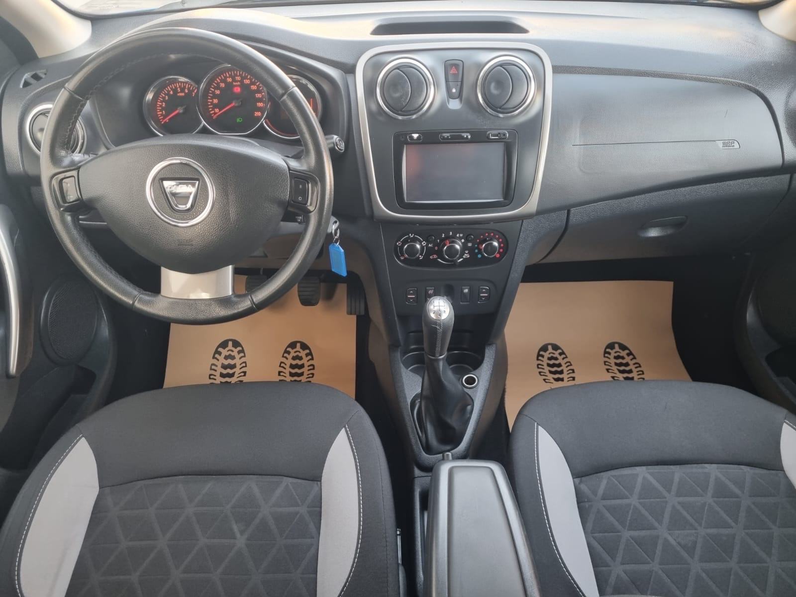 Dacia Sandero 1,5 dCi 2015.g. *PDC - TEMPOMAT - 12 MJ JAMSTVO*, fotografija 11