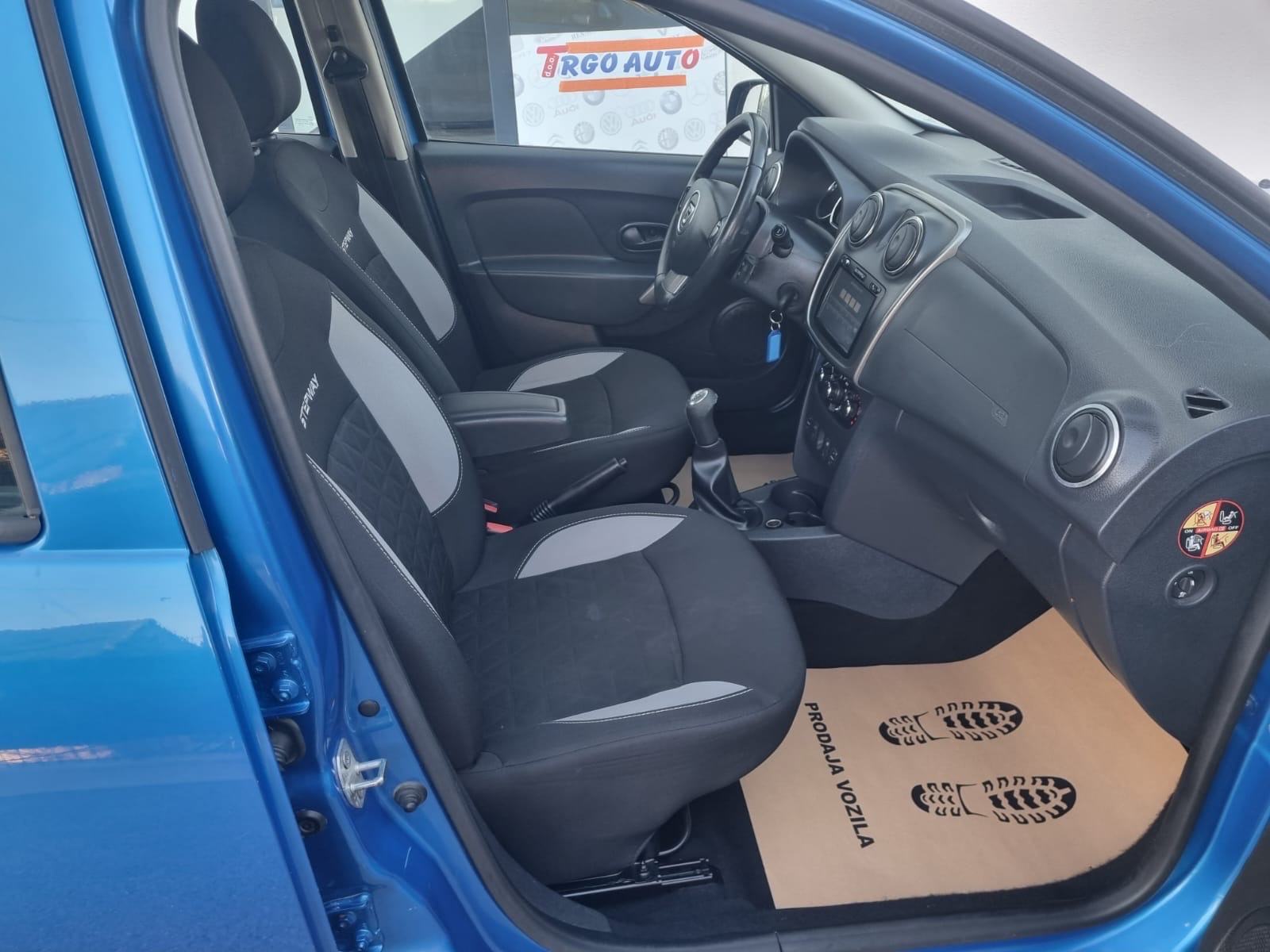 Dacia Sandero 1,5 dCi 2015.g. *PDC - TEMPOMAT - 12 MJ JAMSTVO*, fotografija 15