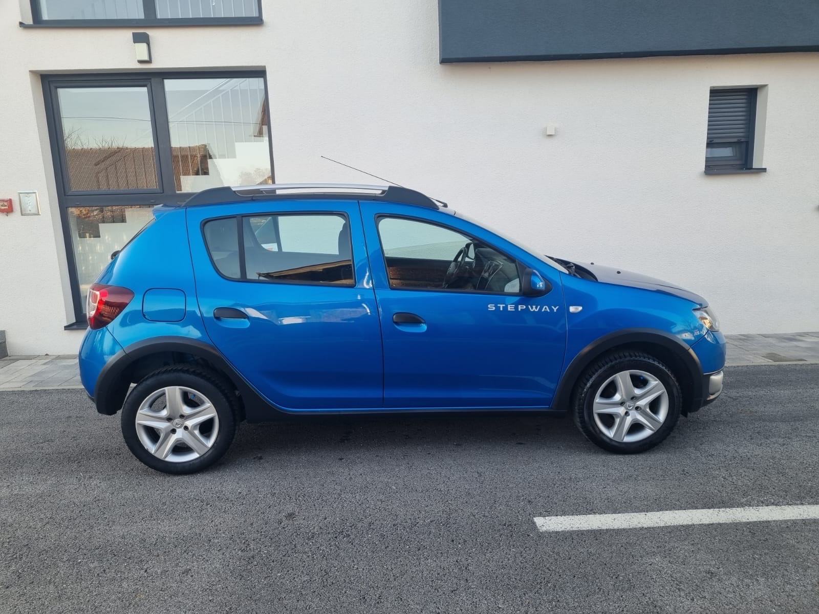Dacia Sandero 1,5 dCi 2015.g. *PDC - TEMPOMAT - 12 MJ JAMSTVO*, fotografija 4